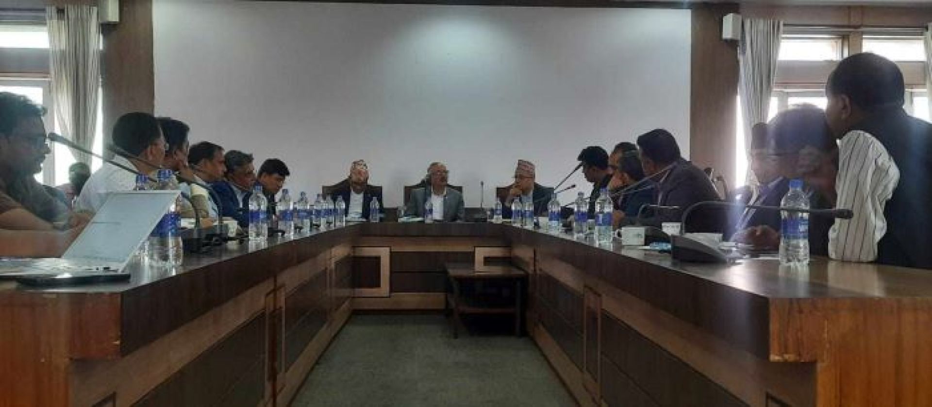 उद्योग मन्त्री समक्ष महासंघद्वारा ३४ बुँदे सुझाव पेश, कार्यान्वयन गरिदिन आग्रह 